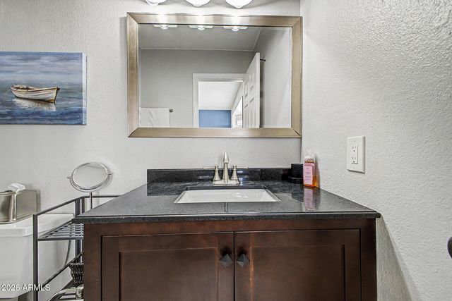 3549 E LE MARCHE Avenue, Phoenix, AZ 85032