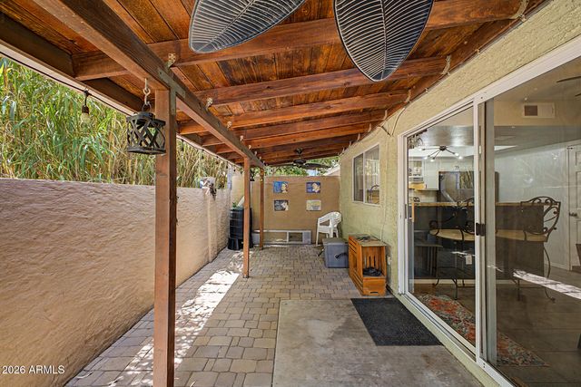 3549 E LE MARCHE Avenue, Phoenix, AZ 85032