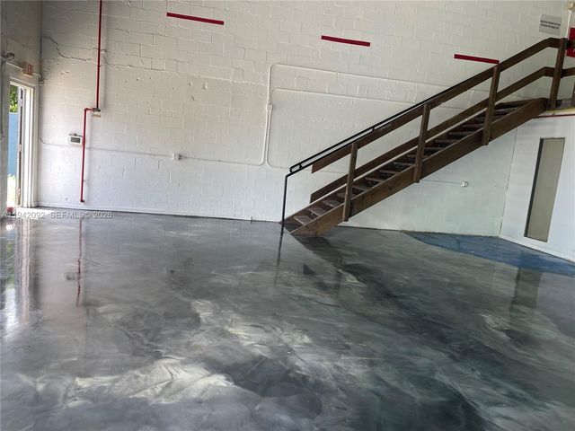 20200 NW 2nd Avenue C10, Miami Gardens, FL 33169