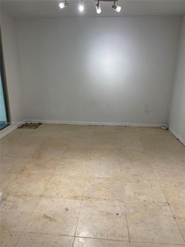 20200 NW 2nd Avenue C10, Miami Gardens, FL 33169