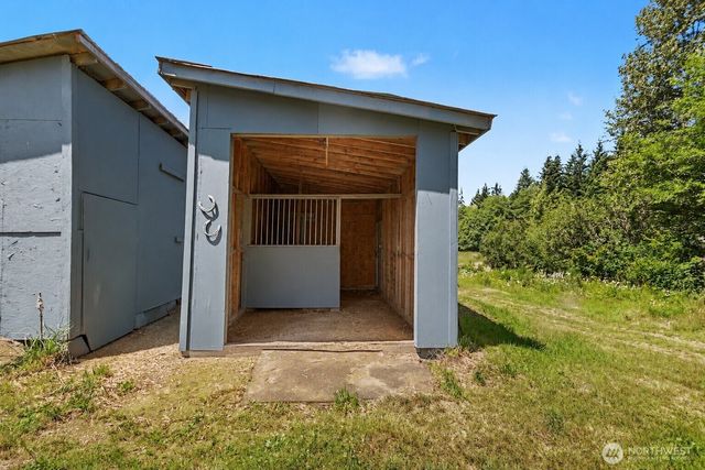 121 W Carman Road N, Shelton, WA 98584
