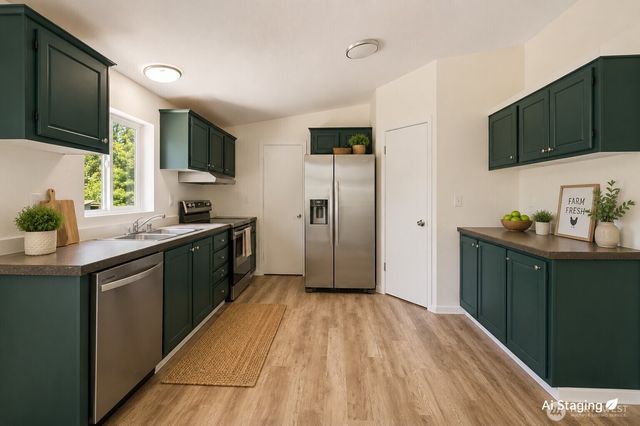 121 W Carman Road N, Shelton, WA 98584