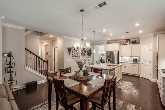 1723 Foxland Blvd, Gallatin, TN 37066