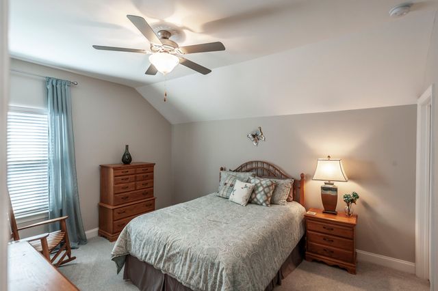1723 Foxland Blvd, Gallatin, TN 37066