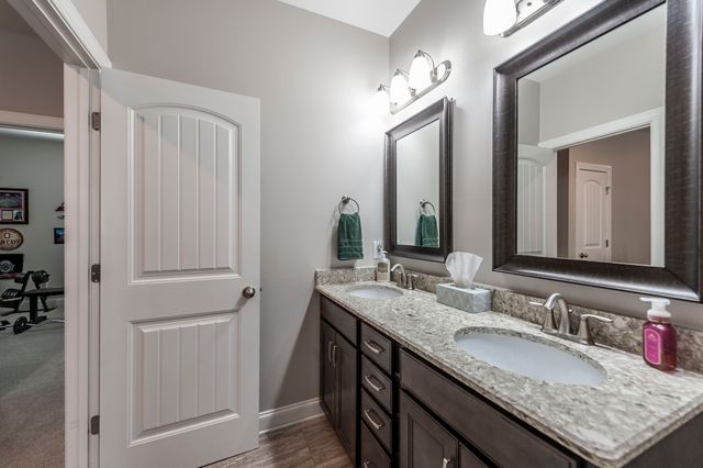 1723 Foxland Blvd, Gallatin, TN 37066