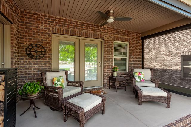 1723 Foxland Blvd, Gallatin, TN 37066