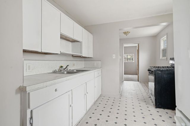 925 Leland Street, Flint, MI 48507