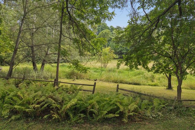 26750 Smithtown Road, Excelsior, MN 55331