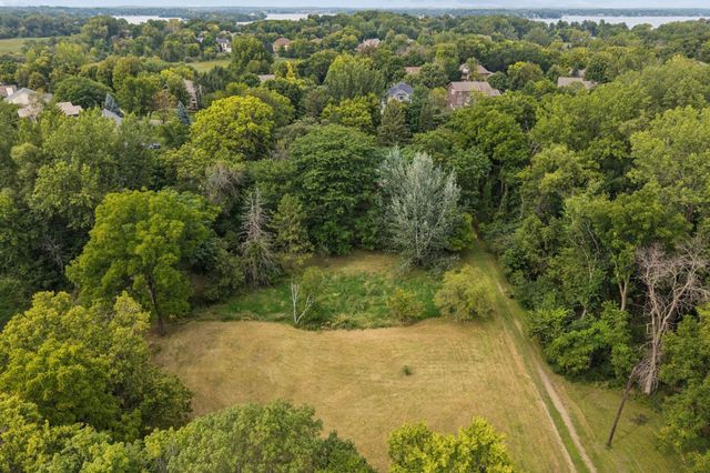 26750 Smithtown Road, Excelsior, MN 55331