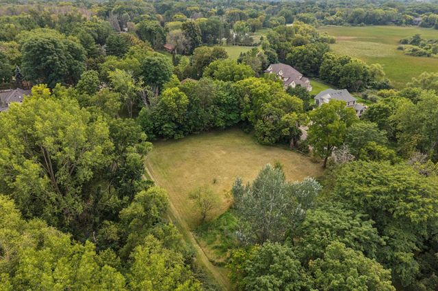 26750 Smithtown Road, Excelsior, MN 55331