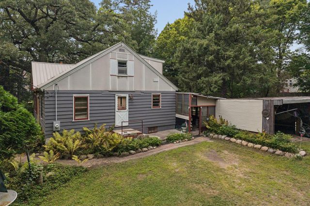 26750 Smithtown Road, Excelsior, MN 55331