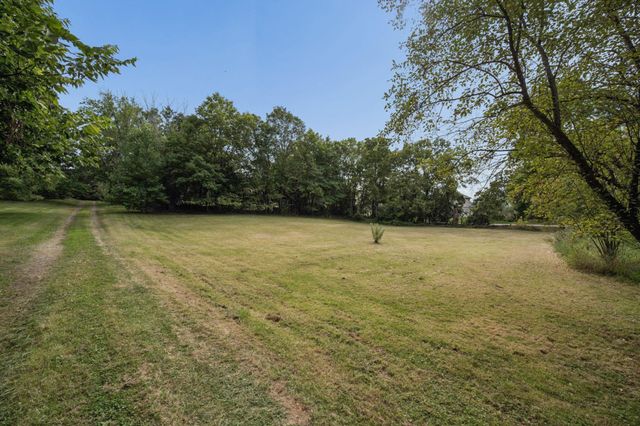 26750 Smithtown Road, Excelsior, MN 55331