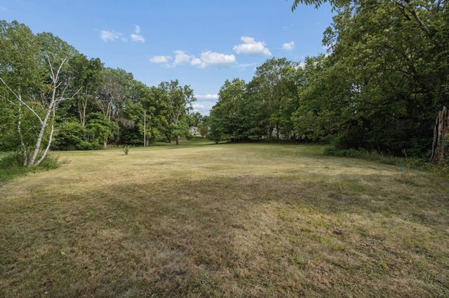 26750 Smithtown Road, Excelsior, MN 55331