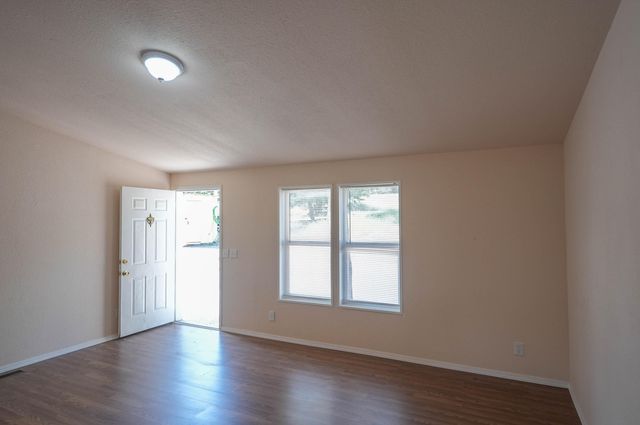 25016 Drews Road, Sprague River, OR 97639