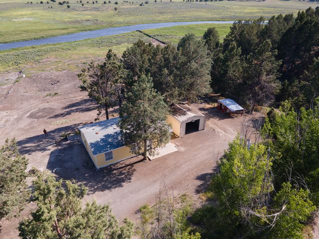 25016 Drews Road, Sprague River, OR 97639