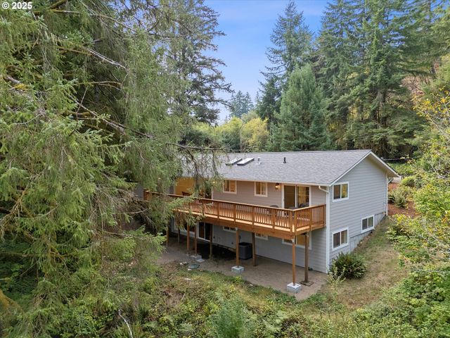 889 OLALLA Rd, Toledo, OR 97391