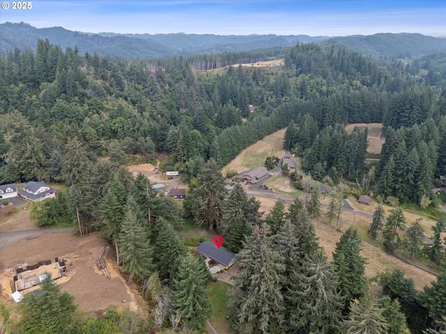 889 OLALLA Rd, Toledo, OR 97391