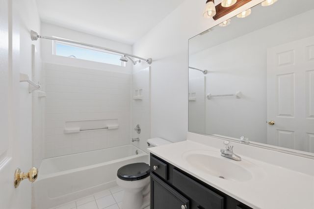 213 Switchgrass Drive, Round Lake, IL 60073