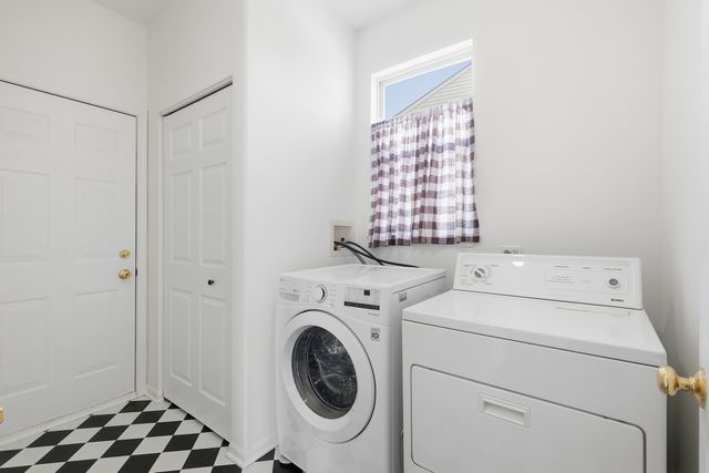 213 Switchgrass Drive, Round Lake, IL 60073