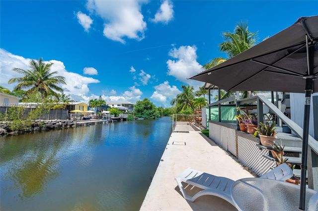 456 Bowie Ln, Key Largo, FL 33037