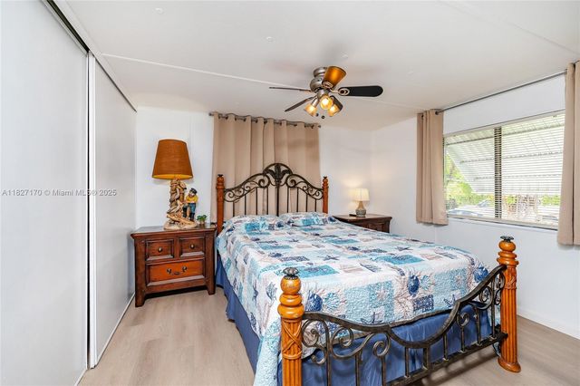 456 Bowie Ln, Key Largo, FL 33037