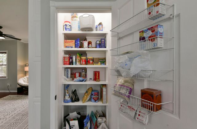 1658 W Caleb Court, Springfield, MO 65810