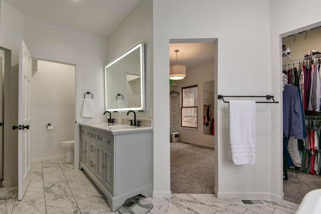 1658 W Caleb Court, Springfield, MO 65810