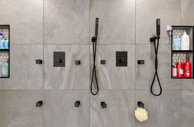 1658 W Caleb Court, Springfield, MO 65810