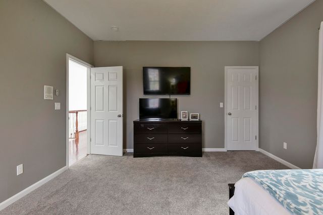 1658 W Caleb Court, Springfield, MO 65810