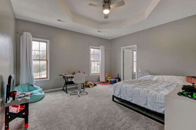 1658 W Caleb Court, Springfield, MO 65810