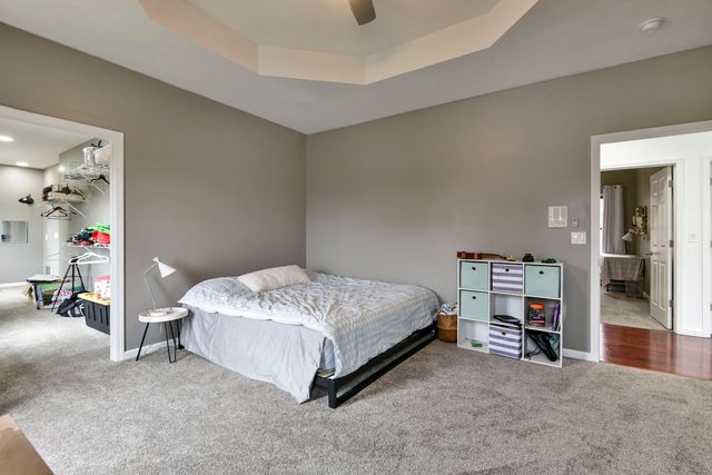 1658 W Caleb Court, Springfield, MO 65810