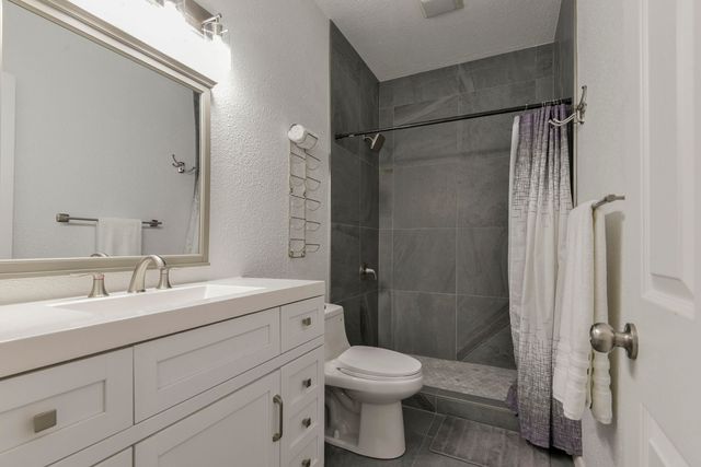 1658 W Caleb Court, Springfield, MO 65810