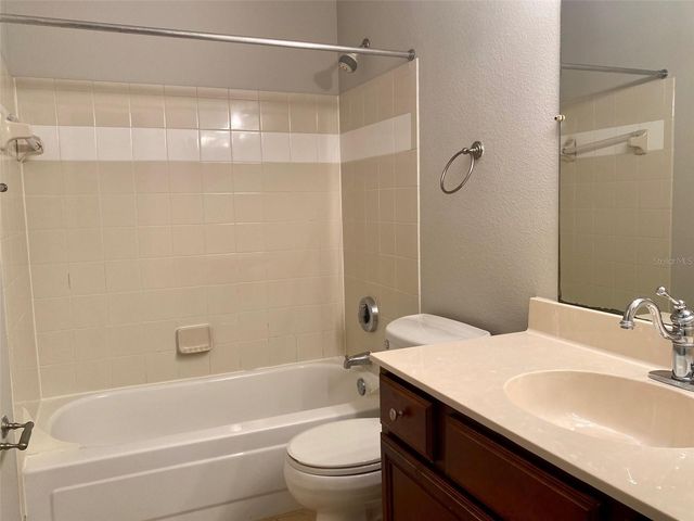 3004 PARKWAY BOULEVARD 206, Kissimmee, FL 34747