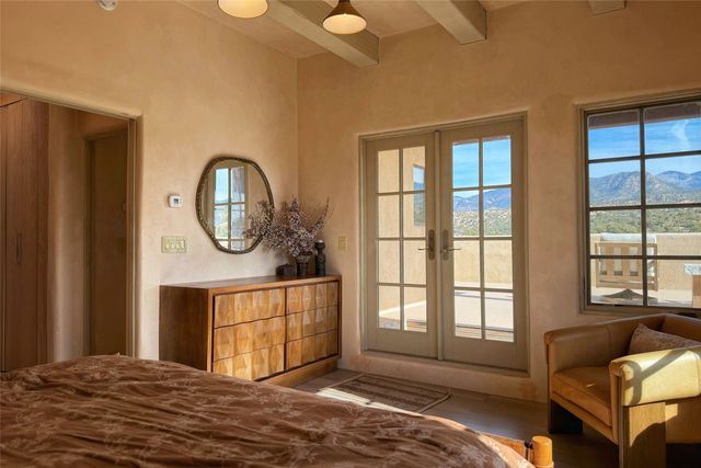 23 Lavadero Road, Santa Fe, NM 87506