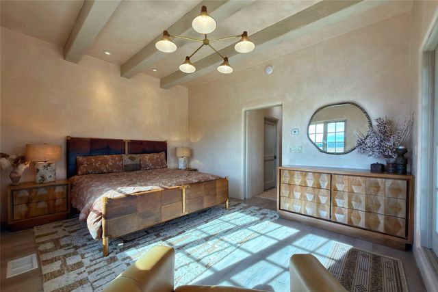 23 Lavadero Road, Santa Fe, NM 87506