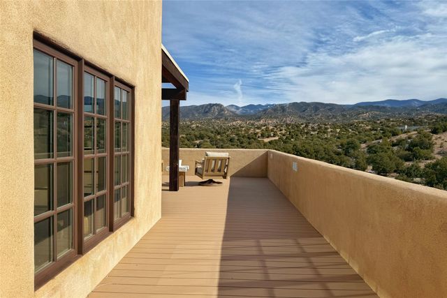 23 Lavadero Road, Santa Fe, NM 87506