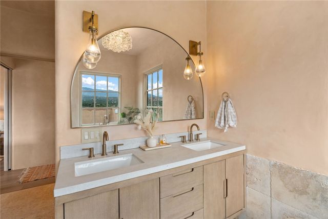 23 Lavadero Road, Santa Fe, NM 87506