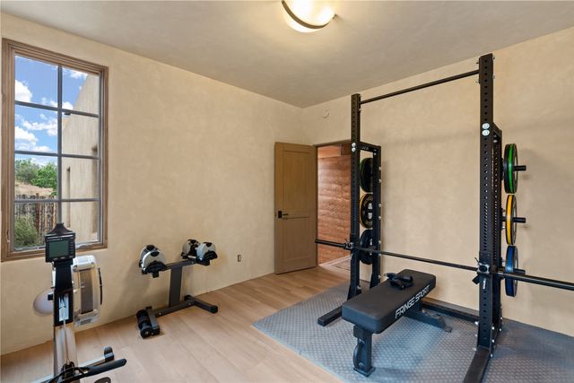 23 Lavadero Road, Santa Fe, NM 87506