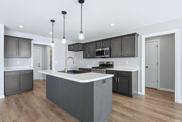 1584 Lagonda Trail, Fort Wayne, IN 46818