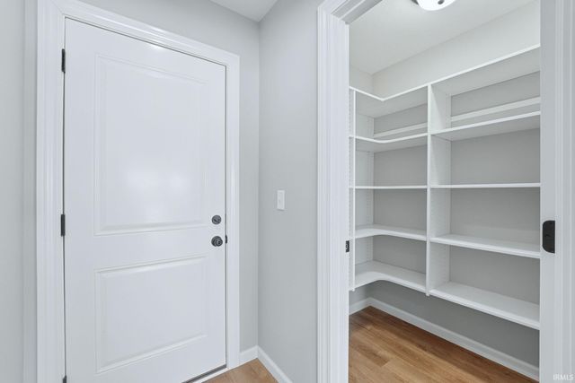 1584 Lagonda Trail, Fort Wayne, IN 46818