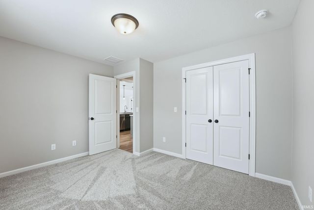 1584 Lagonda Trail, Fort Wayne, IN 46818