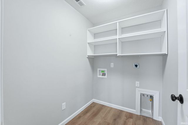 1584 Lagonda Trail, Fort Wayne, IN 46818