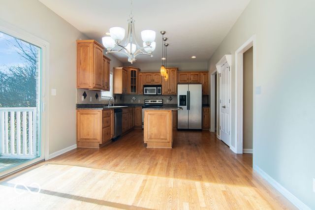 5263 Brooks Bend, Greenwood, IN 46143