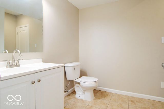 5263 Brooks Bend, Greenwood, IN 46143