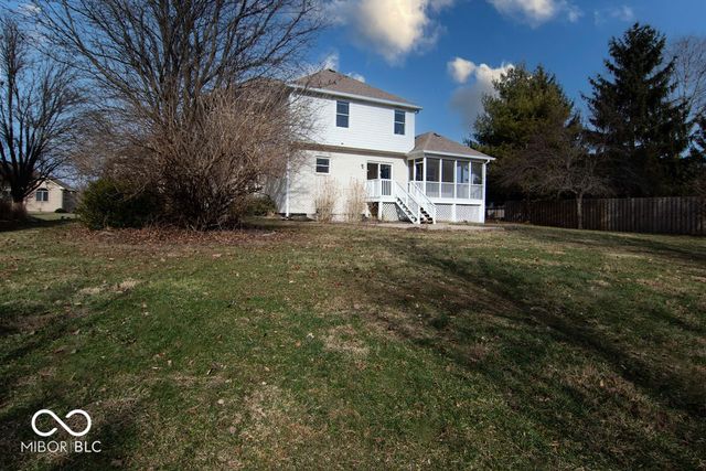 5263 Brooks Bend, Greenwood, IN 46143