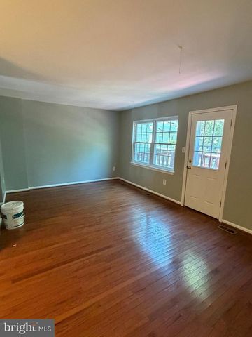 8108 SANDY SPRING RD, Laurel, MD 20707