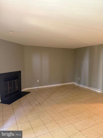8108 SANDY SPRING RD, Laurel, MD 20707
