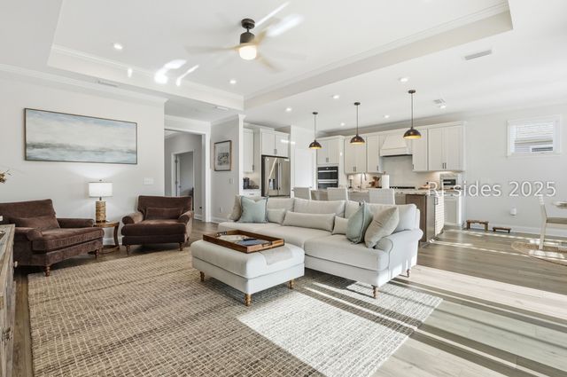 543 Wiry Green Leaf Lane, Ridgeland, SC 29936