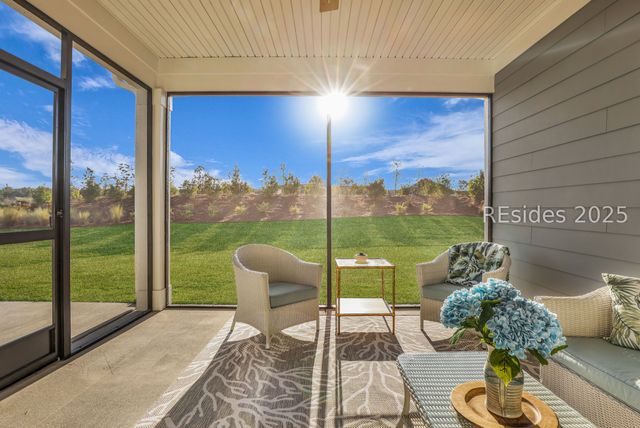 543 Wiry Green Leaf Lane, Ridgeland, SC 29936