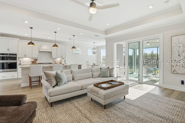 543 Wiry Green Leaf Lane, Ridgeland, SC 29936